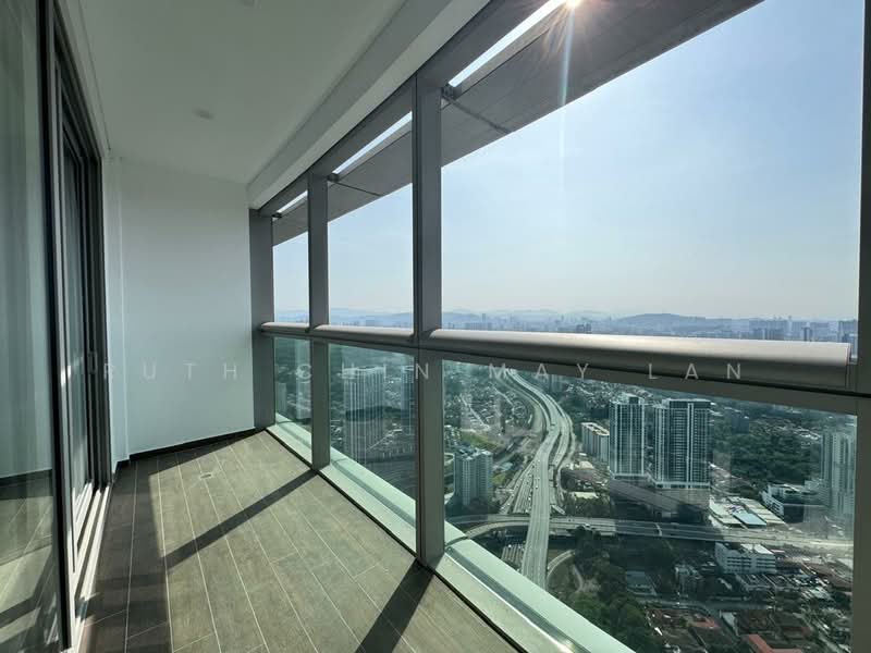 Servis Apartment untuk Disewa di Southpoint Residences - Ruth Chin May Lan - Balcony - PropertyGuru.com.my