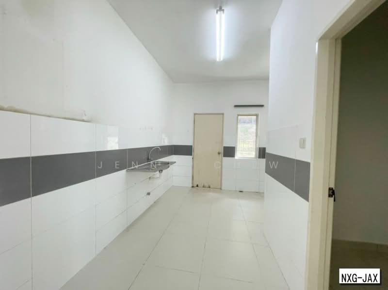 Semi-Detached House for Sale in Setia Damai (Setia Alam) - Jennie Chew - Kitchen - PropertyGuru.com.my