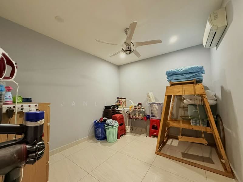 2.5-storey Terraced House for Sale in Taman Sutera Utama (Skudai) - Janlly Jong - Interior - PropertyGuru.com.my