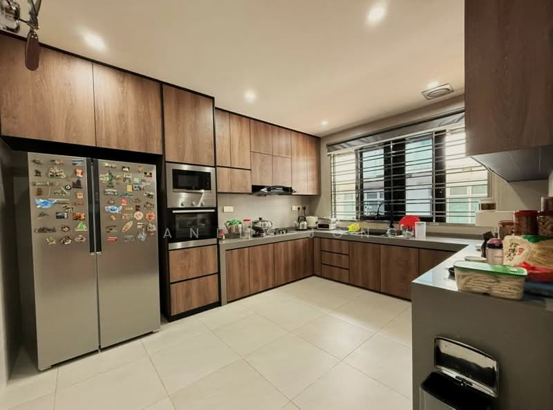2.5-storey Terraced House for Sale in Taman Sutera Utama (Skudai) - Janlly Jong - Kitchen - PropertyGuru.com.my