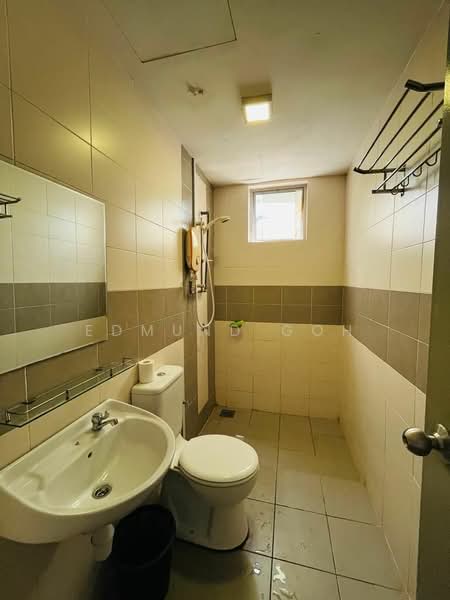 Service Residence for Sale at Garden @ One South - Edmund Goh - Bathroom - PropertyGuru.com.my