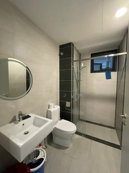 Servis Apartment untuk Disewa di Sunway Serene - Yi Jun - Bathroom - PropertyGuru.com.my