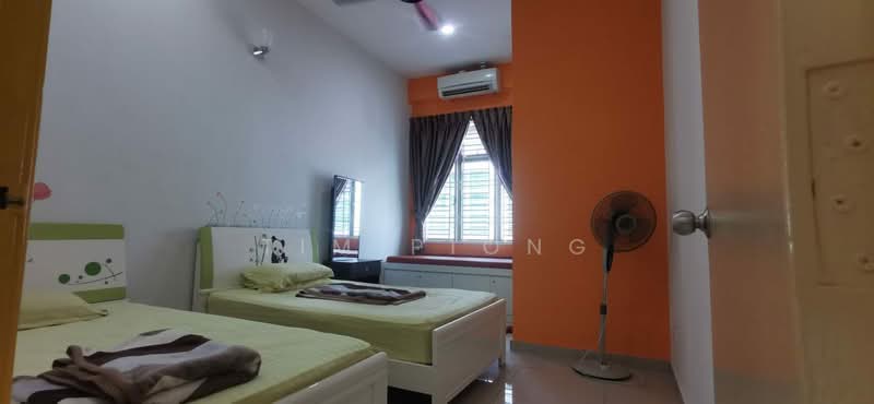 2-storey Terraced House for Sale in Taman Paya Rumput Utama (Paya Rumput) - Tim Piong - Bedroom - PropertyGuru.com.my