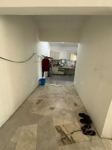 Kondominium untuk Dijual di Sri Pelangi Condominiums - Aaron Ong - Corridor - PropertyGuru.com.my