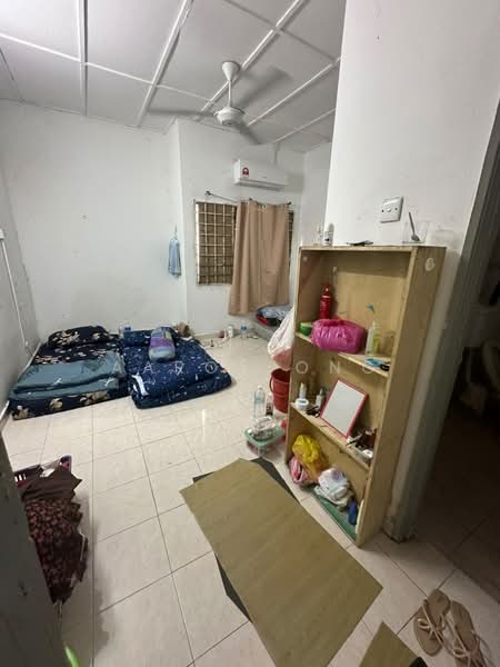 Kondominium untuk Dijual di Sri Pelangi Condominiums - Aaron Ong - Bedroom - PropertyGuru.com.my