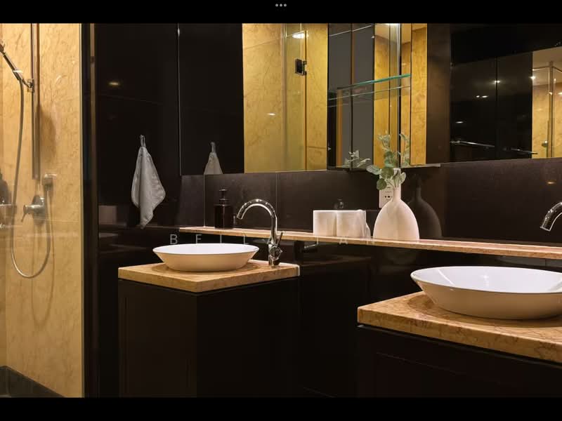 Servis Apartment untuk Dijual di Paragon Gateway - Bella Tan - Bathroom - PropertyGuru.com.my