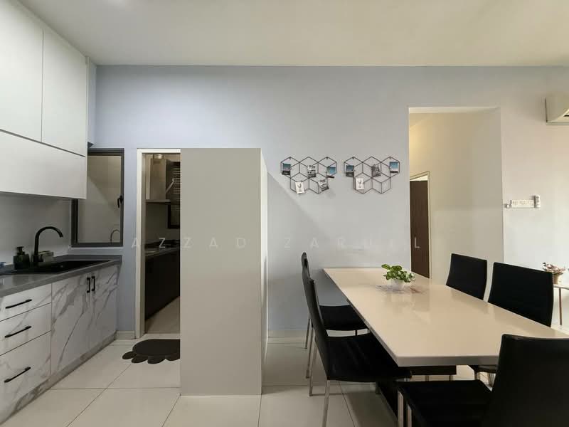 Service Residence for Sale at Seasons Garden Residences - Azzad Zarull - Kitchen - PropertyGuru.com.my
