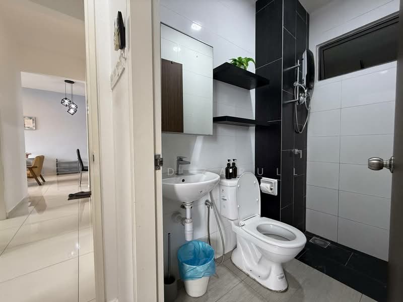 Service Residence for Sale at Seasons Garden Residences - Azzad Zarull - Bathroom - PropertyGuru.com.my