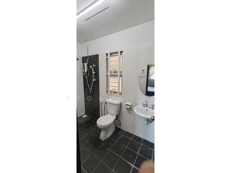 Service Residence for Rent at Saville @ Kajang - Eson Chew - Bathroom - PropertyGuru.com.my