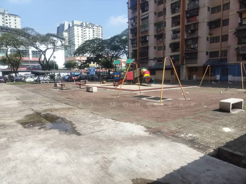 Flat for Sale at Perumahan Awam Sri Perak - Danial Mohd Zaki - PropertyGuru.com.my