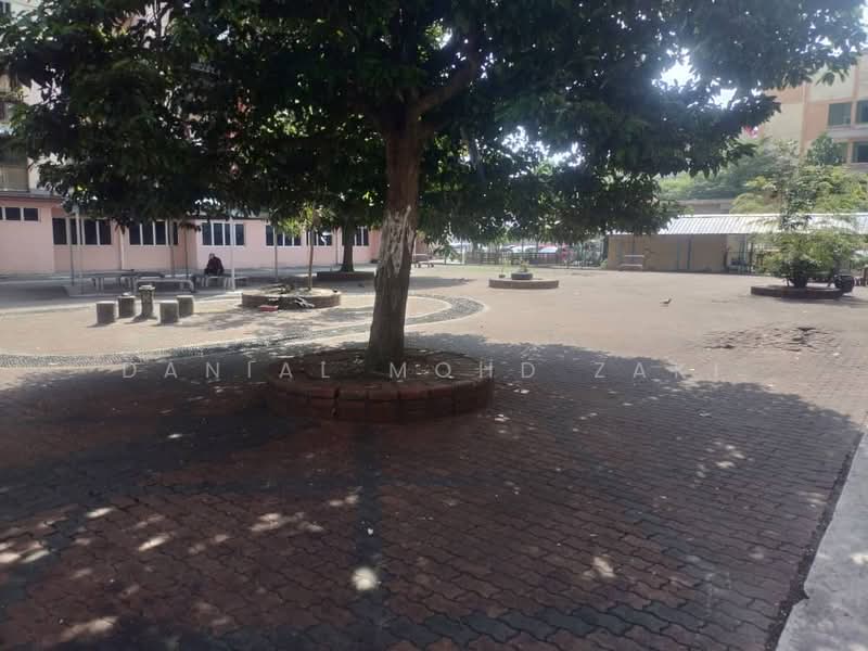 Flat for Sale at Perumahan Awam Sri Perak - Danial Mohd Zaki - PropertyGuru.com.my