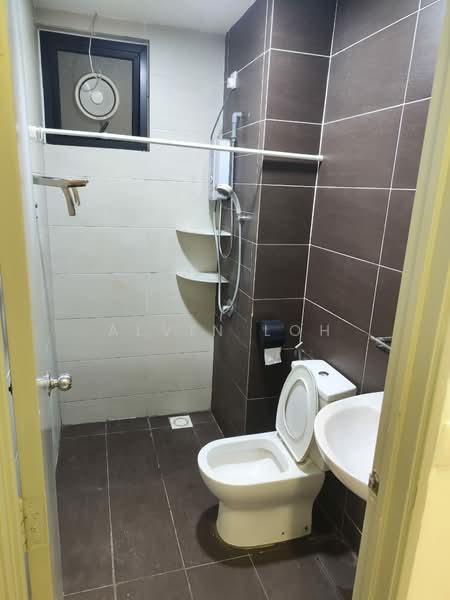 Condominium for Rent at Green Park Residence - Alvin Loh - Bathroom - PropertyGuru.com.my