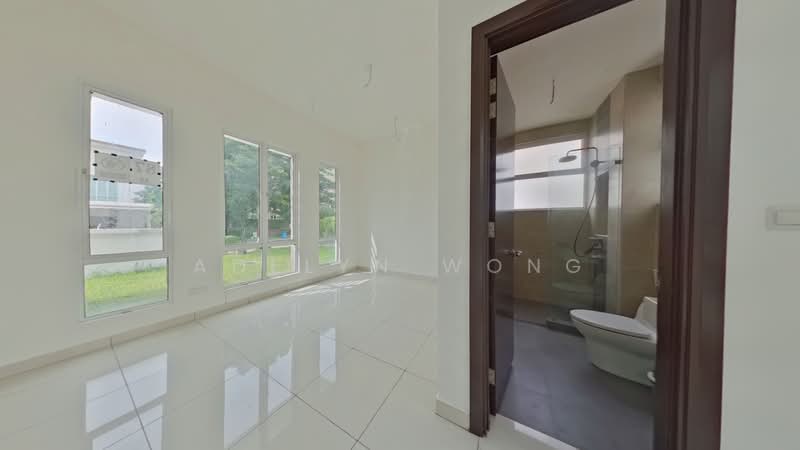 Semi-Detached House for Sale in Setia Eco Park (Setia Alam) - Adelyn Wong - Bathroom - PropertyGuru.com.my