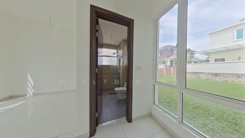 Semi-Detached House for Sale in Setia Eco Park (Setia Alam) - Adelyn Wong - Bathroom - PropertyGuru.com.my