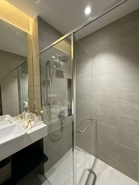 Servis Apartment untuk Dijual di Arden @ One Bukit Senyum - Bella Tan - Bathroom - PropertyGuru.com.my