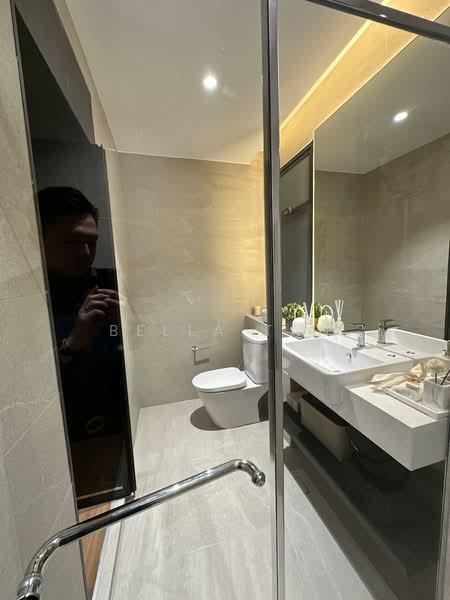 Servis Apartment untuk Dijual di Arden @ One Bukit Senyum - Bella Tan - Bathroom - PropertyGuru.com.my