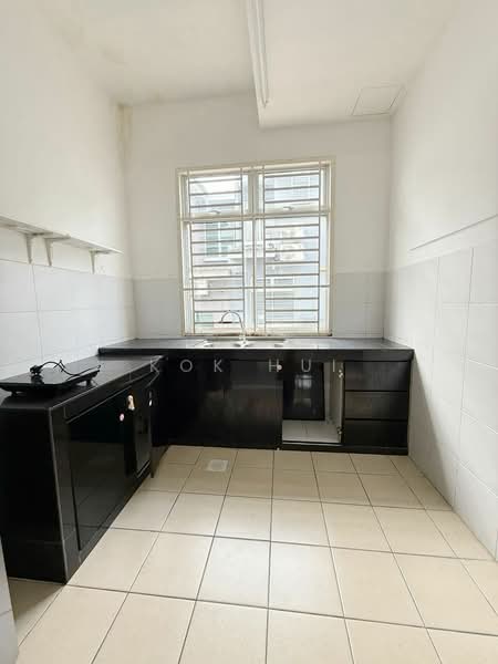 Rumah Teres 2 Tingkat untuk Dijual di Taman Desa Tebrau (Tebrau) - Kok Hui - Kitchen - PropertyGuru.com.my