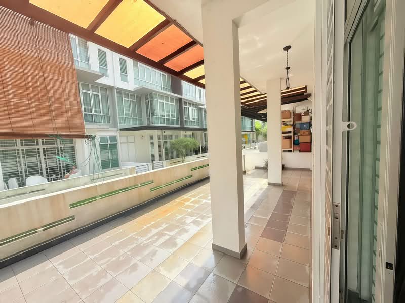 Townhouse for Sale in Taman Sutera Utama (Skudai) - Mayz Wong - Balcony - PropertyGuru.com.my