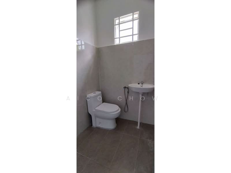 Rumah Teres 2 Tingkat untuk Dijual di Gunung Rapat (Ipoh) - Aico Chow - Bathroom - PropertyGuru.com.my