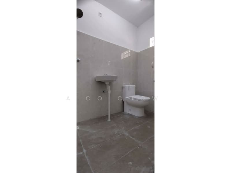 Rumah Teres 2 Tingkat untuk Dijual di Gunung Rapat (Ipoh) - Aico Chow - Bathroom - PropertyGuru.com.my