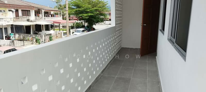 Rumah Teres 2 Tingkat untuk Dijual di Gunung Rapat (Ipoh) - Aico Chow - Balcony - PropertyGuru.com.my