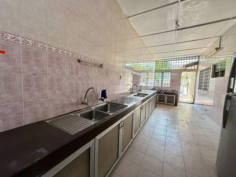 Semi-Detached House for Sale in Seksyen 9 (Shah Alam) - Mahafiz . - PropertyGuru.com.my