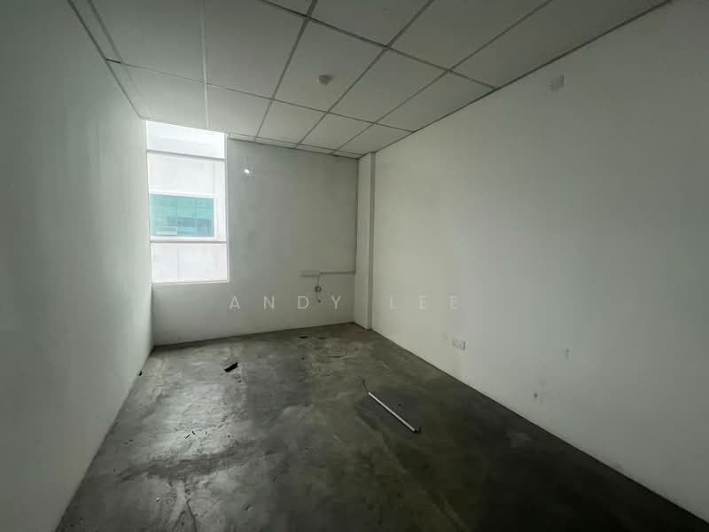 Factory for Rent in Taman Desa Cemerlang (Ulu Tiram) - Andy Lee - Interior - PropertyGuru.com.my