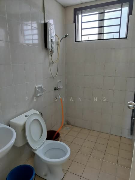 Servis Apartment untuk Dijual di Nusa Perdana Apartment - PEI SIAN NG - Bathroom - PropertyGuru.com.my