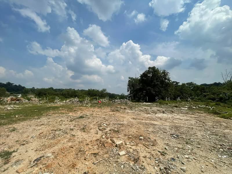 Commercial Land for Sale in Sungai Merab (Dengkil) - Nur Adibah Ishak - PropertyGuru.com.my