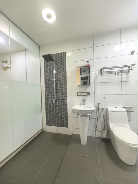 Semi-Detached House for Sale in Bandar Bukit Tinggi 2 (Klang) - Vivan Tan - Bathroom - PropertyGuru.com.my