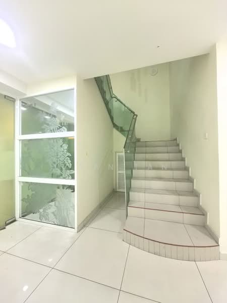 Semi-Detached House for Sale in Bandar Bukit Tinggi 2 (Klang) - Vivan Tan - Interior - PropertyGuru.com.my