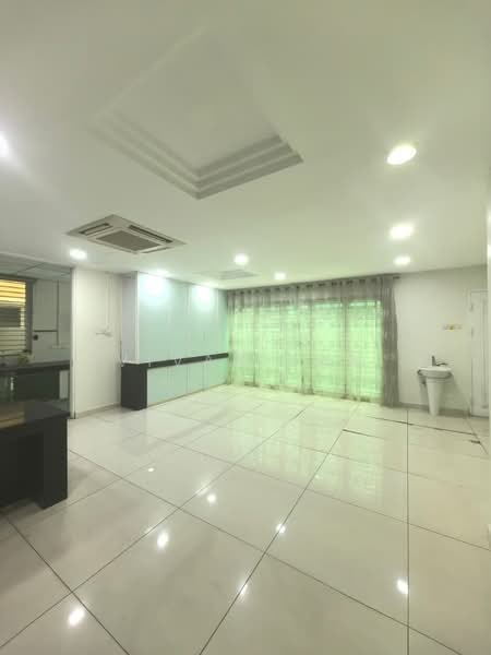 Semi-Detached House for Sale in Bandar Bukit Tinggi 2 (Klang) - Vivan Tan - Living Room - PropertyGuru.com.my
