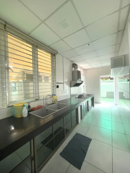 Semi-Detached House for Sale in Bandar Bukit Tinggi 2 (Klang) - Vivan Tan - Kitchen - PropertyGuru.com.my