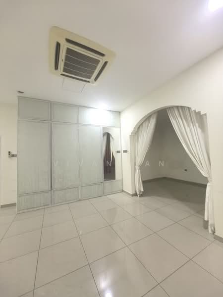 Semi-Detached House for Sale in Bandar Bukit Tinggi 2 (Klang) - Vivan Tan - Interior - PropertyGuru.com.my