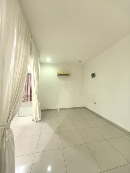 Semi-Detached House for Sale in Bandar Bukit Tinggi 2 (Klang) - Vivan Tan - Interior - PropertyGuru.com.my