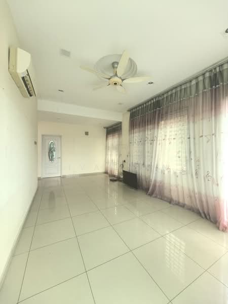 Semi-Detached House for Sale in Bandar Bukit Tinggi 2 (Klang) - Vivan Tan - Living Room - PropertyGuru.com.my