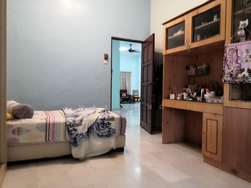 Rumah Banglo untuk Dijual di Taman Kebun Teh (Johor Bahru) - Max Keng - Bedroom - PropertyGuru.com.my