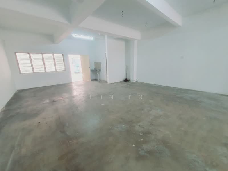 Shop for Rent in Taman Merdeka (Batu Berendam) - CHIN FN - Interior - PropertyGuru.com.my