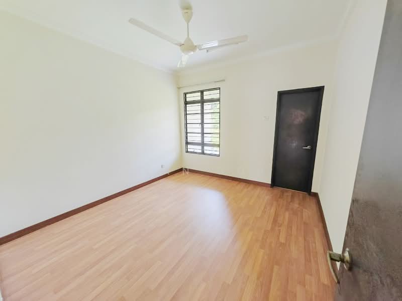 2.5-storey Terraced House for Sale in Bandar Kinrara Seksyen 5 (Bandar Kinrara) - Evan Goh - Interior - PropertyGuru.com.my