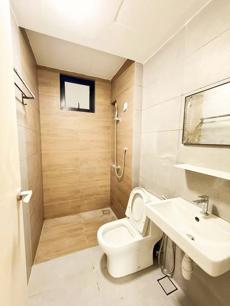 Service Residence for Rent at Vivo Executive Apartment - Jerry Tan - Bathroom - PropertyGuru.com.my