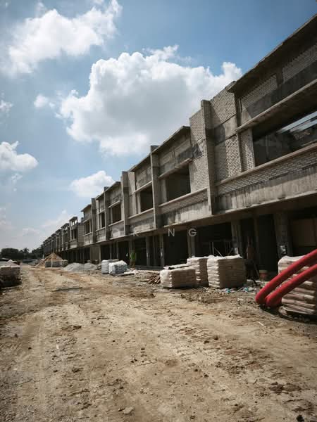 Kedai / Pejabat untuk Dijual di Port Klang (Pelabuhan Klang) (Selangor) - CK Ng - Exterior - PropertyGuru.com.my