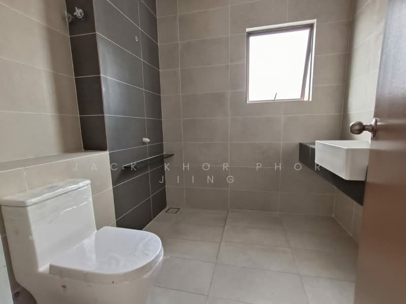 Rumah Teres 2 Tingkat untuk Dijual di Setia Alam (Selangor) - Jack Khor Phor Jiing - Bathroom - PropertyGuru.com.my