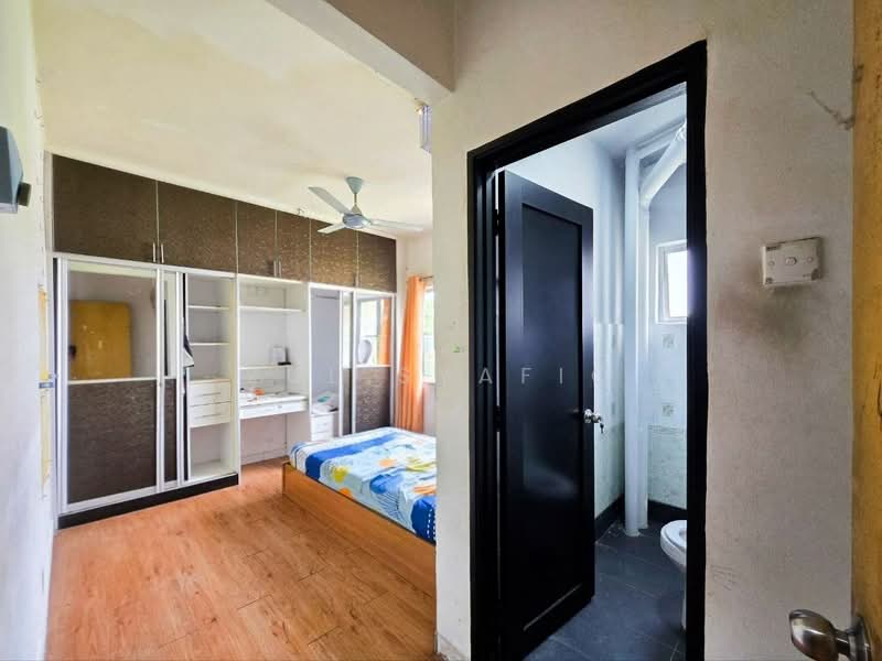 Apartment for Sale at Intana Ria 3 - Zul Syafiq - Bedroom - PropertyGuru.com.my