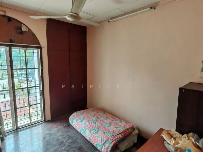 Rumah Teres 2 Tingkat untuk Dijual di Jelutong (Penang) - Patrick . - Bedroom - PropertyGuru.com.my
