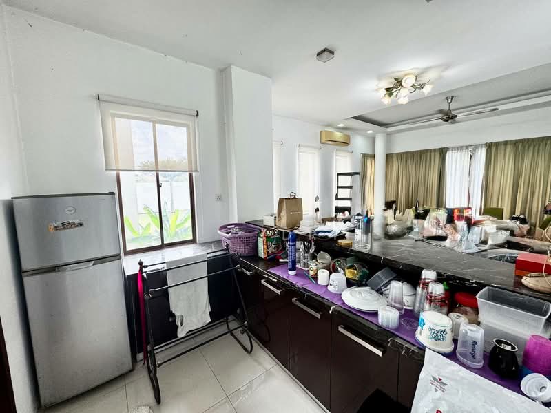 Bungalow for Sale in Bandar Seri Putra (Bangi) - Ali Idris - Kitchen - PropertyGuru.com.my