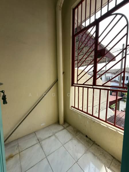 2-storey Terraced House for Sale in Taman Kledang Suria (Menglembu) - Aico Chow - Balcony - PropertyGuru.com.my