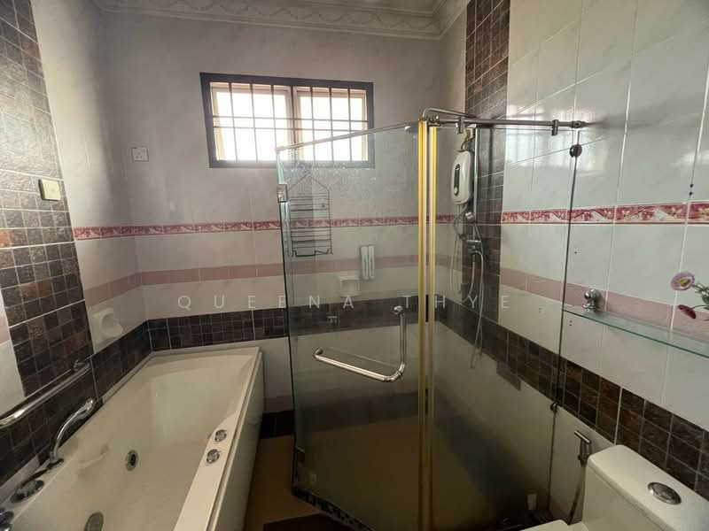 2-storey Terraced House for Sale in Taman Nusa Bestari 2 (Iskandar Puteri (Nusajaya)) - Queena Thye - Bathroom - PropertyGuru.com.my