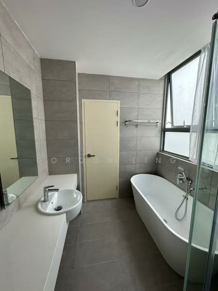 Service Residence for Rent at Dorsett Waterfront Subang - Gordon Ling - Bathroom - PropertyGuru.com.my