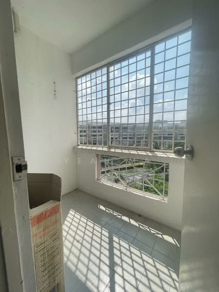 Condominium for Sale at Pelangi Indah Condominium - Yean Ma - Balcony - PropertyGuru.com.my