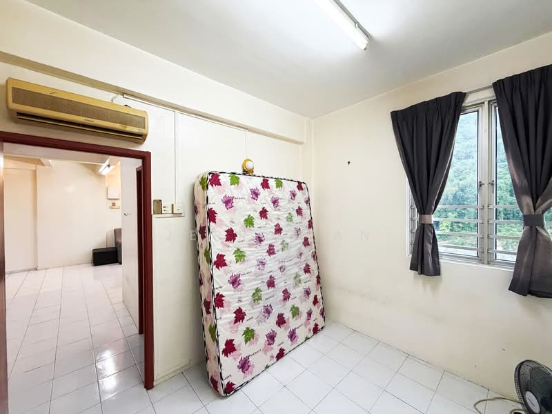 Apartment for Rent at Kingfisher Series - Jerry Tan - Bedroom - PropertyGuru.com.my